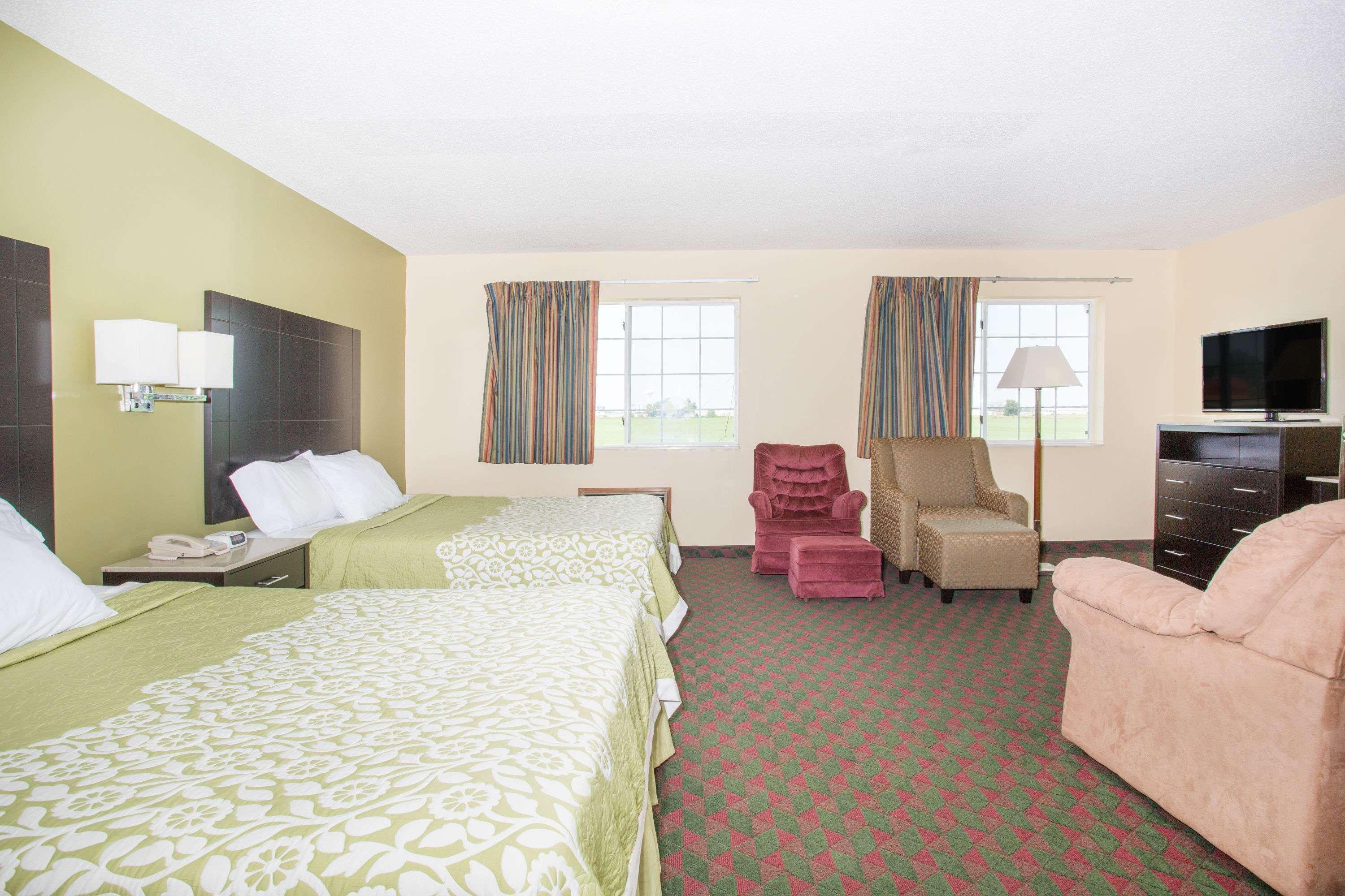 Days Inn By Wyndham Lexington Ne Экстерьер фото